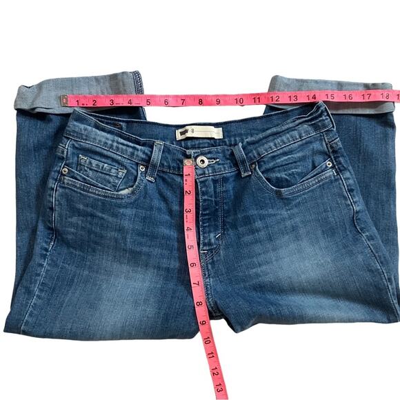 Levi's Blue Cropped Ankle Jeans with Rolled Cuffs - Picture 7 of 12